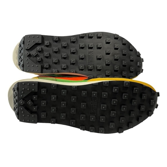 NIKE x SACAI LdWaffle Green Gusto sneakers - Picture 9 of 11